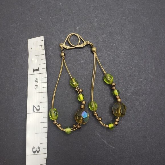 𝅺bronze handmade wire green beaded earrings - Picture 1 of 4